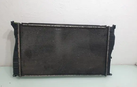 BMW 3 E90 E91 Coolant radiator 7788901