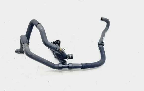 Nissan Note (E11) Engine coolant pipe/hose