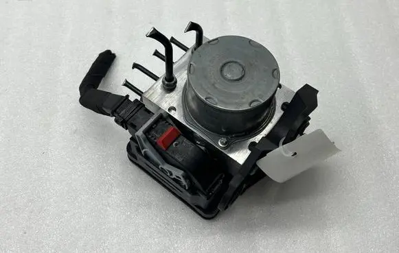 Skoda Kamiq ABS Pump 2Q0614517DB