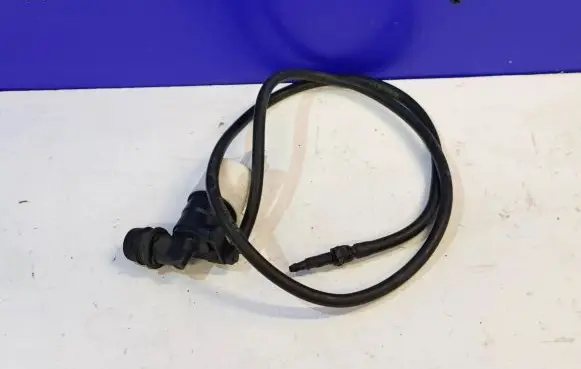 Jaguar XF X260 Windscreen/windshield washer pump AV6117K624AA
