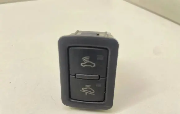 Audi A6 S6 C6 4F Alarm switch 4F0962109