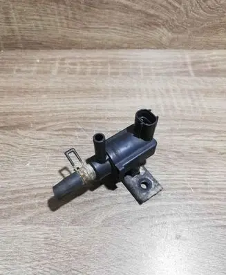 Toyota Prius (XW20) Turbo solenoid valve 9091012259 1362002771