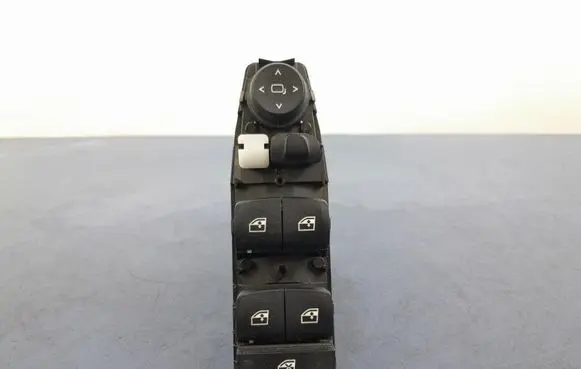 BMW 3 G20 G21 Electric window control switch 7950751