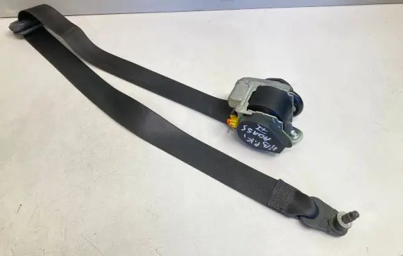 Mercedes-Benz A W169 Front seatbelt