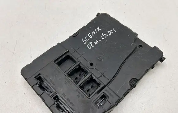 Renault Scenic II - Grand scenic II Comfort/convenience module 8200780025