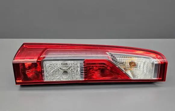 Renault Master III Rear/tail lights