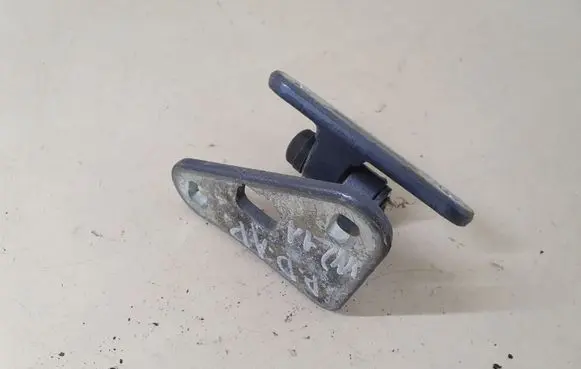 Mercedes-Benz E W211 Front door lower hinge 