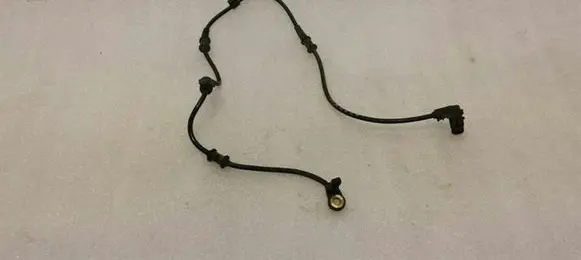 Mercedes-Benz ML W164 ABS brake wheel speed sensor A1645400917