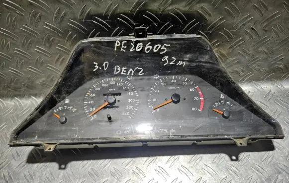 Peugeot 605 Speedometer (instrument cluster) 9606352480 1839845