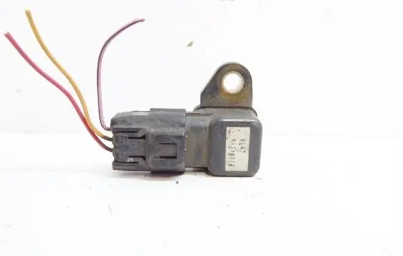 Mazda 323 F Air pressure sensor E1T10372