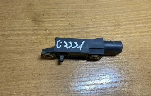 Mercedes-Benz E W211 Airbag deployment crash/impact sensor A0028202726 C3331