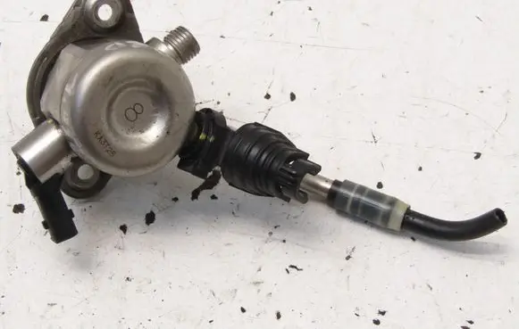 KIA Ceed Fuel injection high pressure pump 3532004250