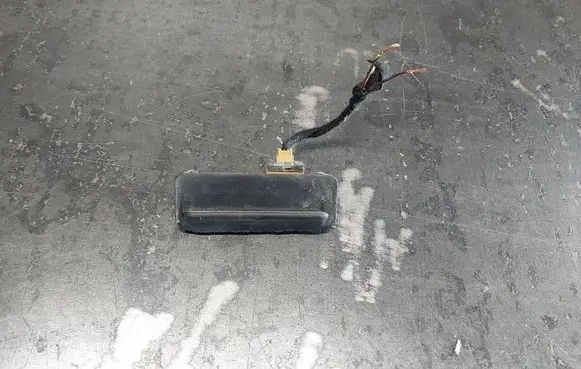 Audi A4 S4 B5 8D Tailgate/trunk/boot exterior handle 8D0827565A