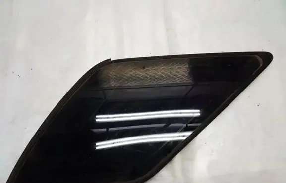 KIA Sorento Rear side window