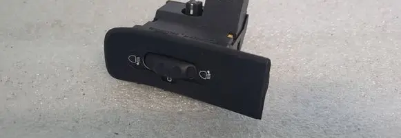Renault Laguna I Headlight level height control switch 7700822799