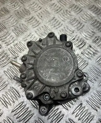 Volkswagen PASSAT B6 Vacuum pump 03G145209C 030907A