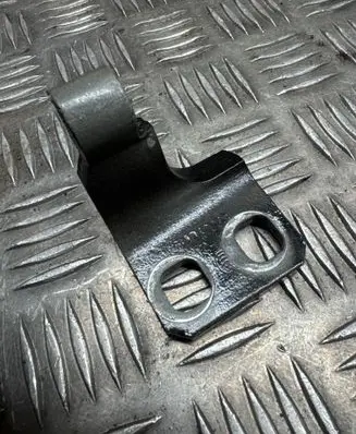 Fiat 500X Front door upper hinge 