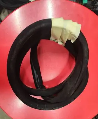 Mercedes-Benz C AMG W204 Rear door rubber seal (on body) A2046970151
