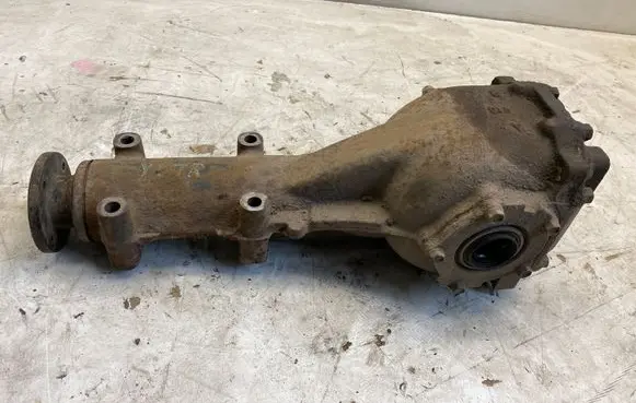 Subaru Impreza I Rear differential