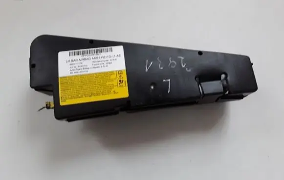 Ford Focus Seat airbag AM51R611D11AE