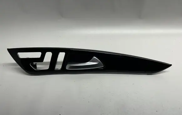 Mercedes-Benz CLS C218 X218 Front door card panel trim A2187600261 A2187204780