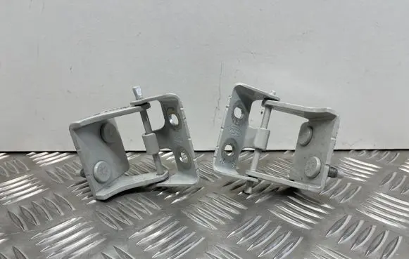 Ford Focus Tailgate/trunk/boot hinge CM5142901AF CM5142900AF