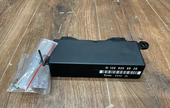Mercedes-Benz SL R129 Seat control module 1298200926