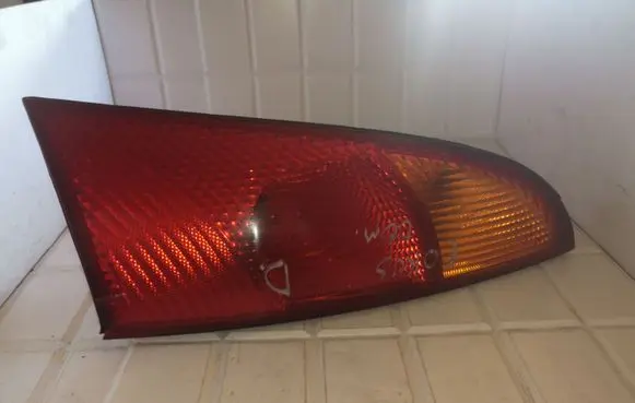Ford Focus Rear/tail lights XS4113404A
