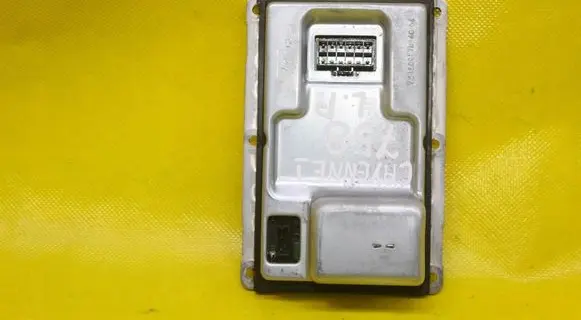 Porsche Cayenne (9PA) Xenon control unit/module 73010137N