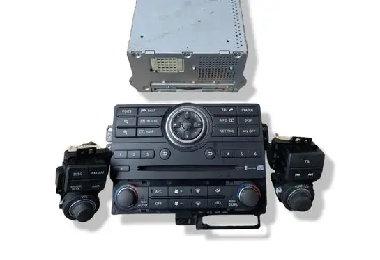 Nissan Navara Radio/CD/DVD/GPS head unit 259155X01D