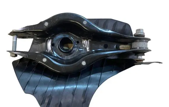 BMW 1 F20 F21 Rear upper control arm/wishbone 6884694 33326884694 6796138