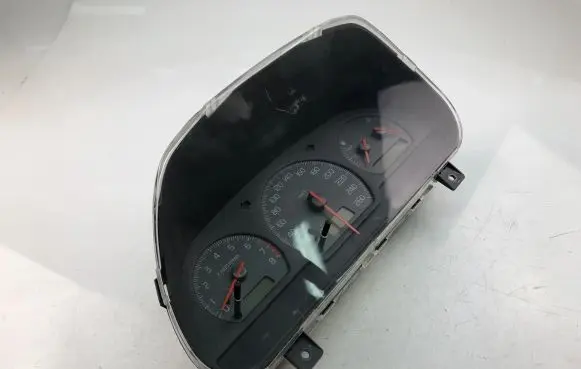 Volvo S40 Speedometer (instrument cluster) 30889710B