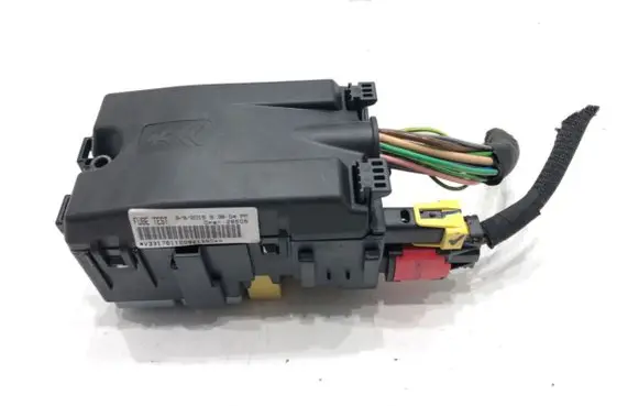 Peugeot 308 SW Fuse box set 9806192580