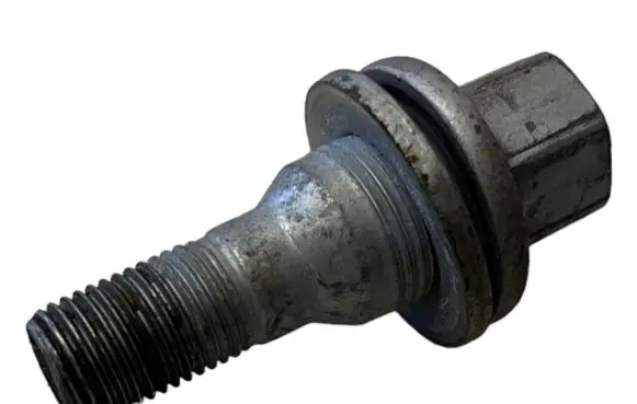 Nuts/bolts