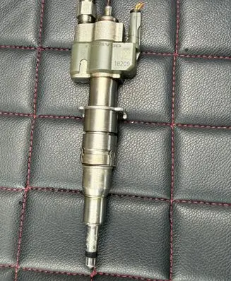 BMW 3 E90 E91 Fuel injector 7589048 758904807 10181010