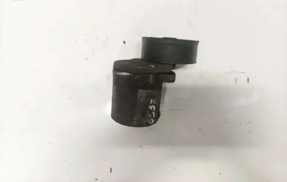 Hyundai Elantra Generator/alternator belt tensioner