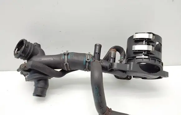 Mercedes-Benz Vito Viano W639 Thermostat/thermostat housing A6512000615 A6512000456 A6512001282