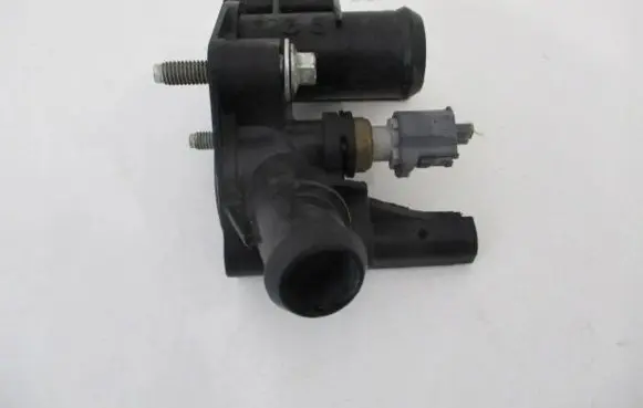 Ford Fiesta Engine coolant pipe/hose 7M5G8K556AC