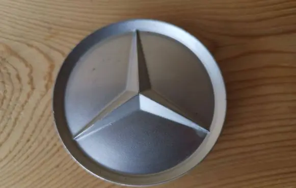 Mercedes-Benz C W203 Original wheel cap 2014010225
