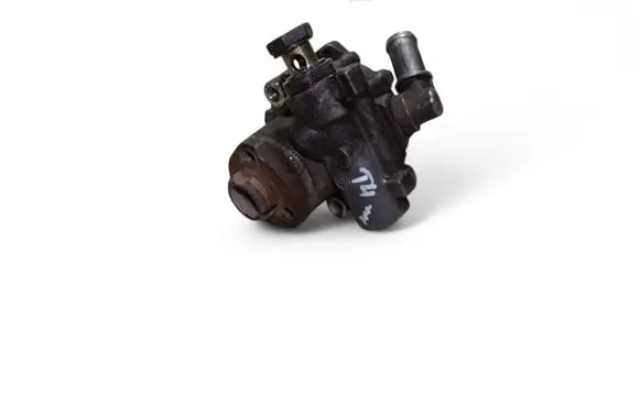 Volkswagen Transporter - Caravelle T4 Power steering pump