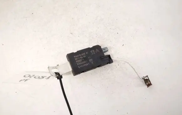 Peugeot 508 Antenna control unit 9666101880 920265001
