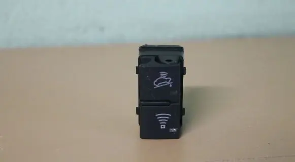 Audi A4 S4 B7 8E 8H Alarm switch 8E2962109
