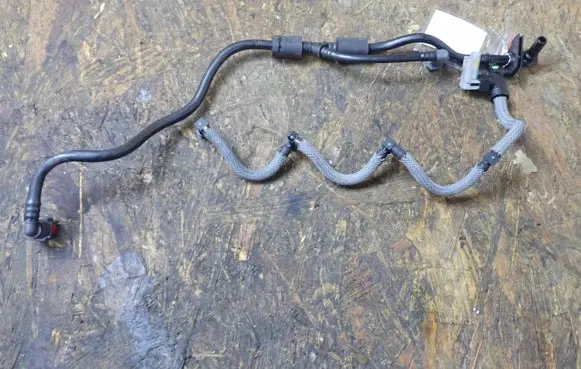 Renault Scenic III - Grand scenic III Fuel return line/hose 166715297R
