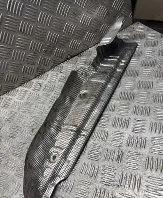 BMW X3 F25 Heat shield in engine bay 8511809