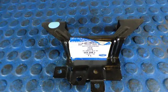 Ford Transit Courier Engine bonnet/hood lock/latch loop/hook ET76A16860AC