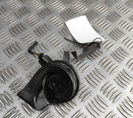 Volkswagen Polo VI Horn signal 2Q0951223