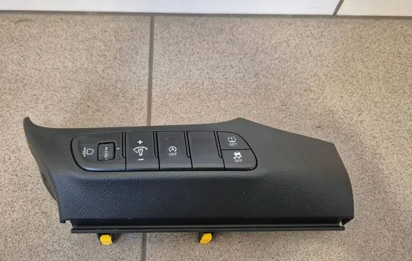 Hyundai i30 Light switch 93750G4420