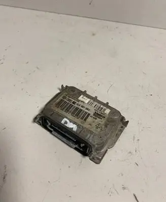 Volkswagen PASSAT B6 Headlight ballast module Xenon 4L0907391 89034934