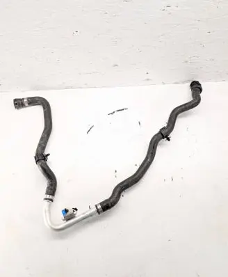 BMW 7 G70 Engine coolant pipe/hose 8849712