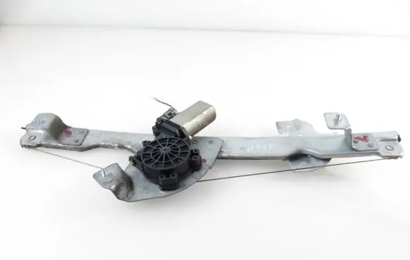 Dacia Sandero Front door window regulator with motor 8200733829